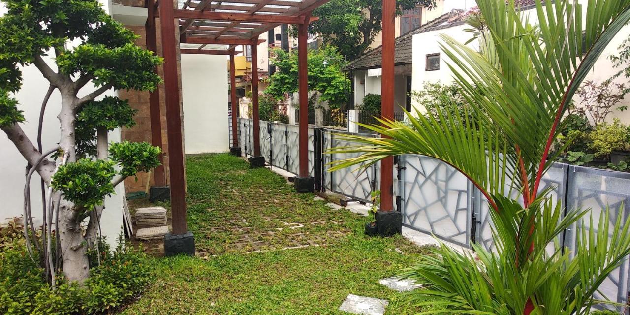 Omah Inap D24 Syariah near Universitas Aisyiah Yogyakarta RedPartner Sleman  Bagian luar foto